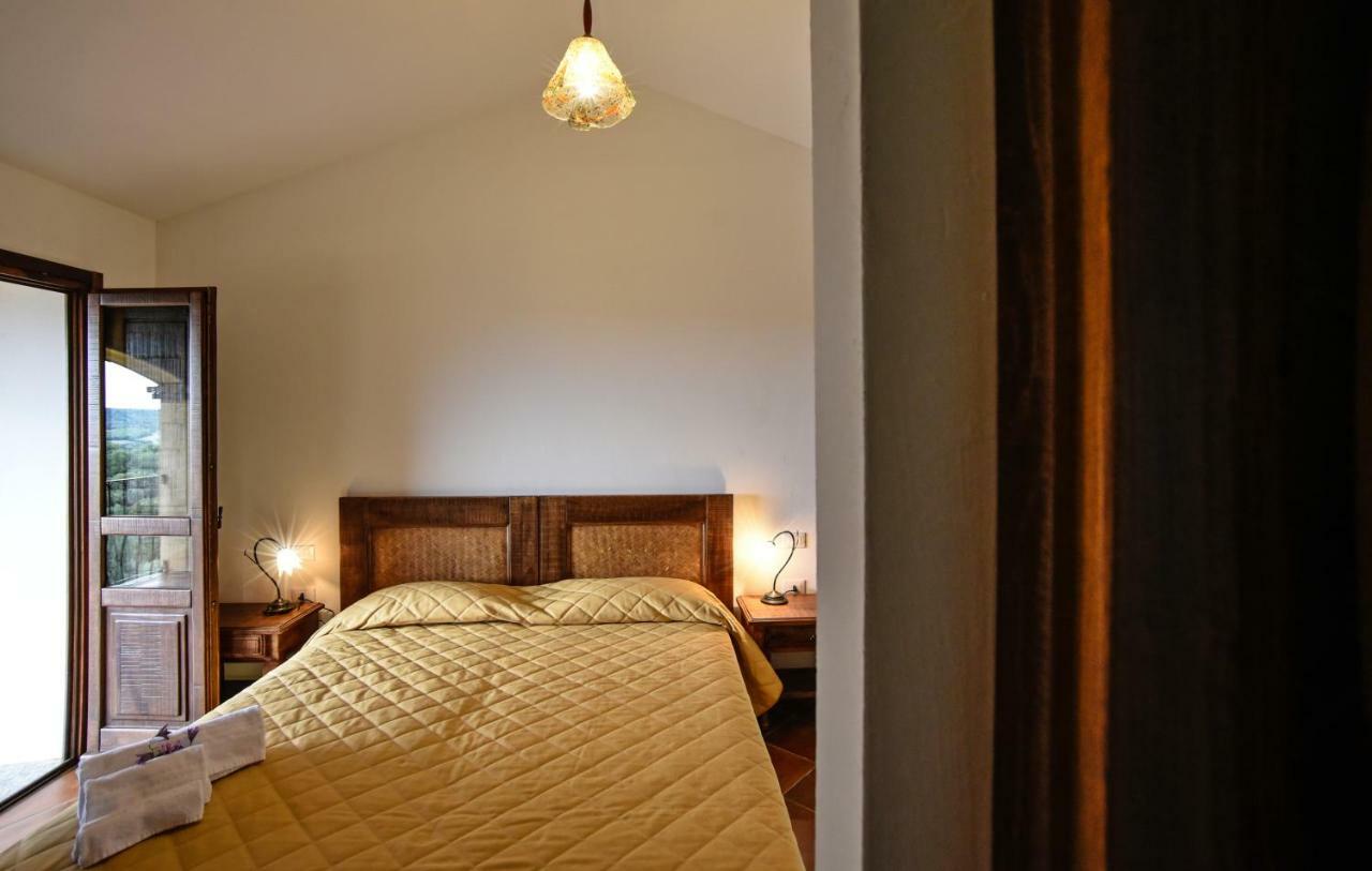 Hotel Funtana Ena Loceri Extérieur photo